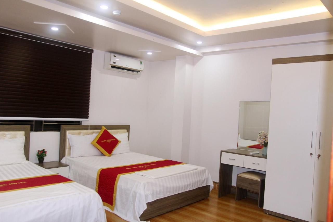 Quang Thang Cat Ba Hotel Dong Khe Sau ภายนอก รูปภาพ